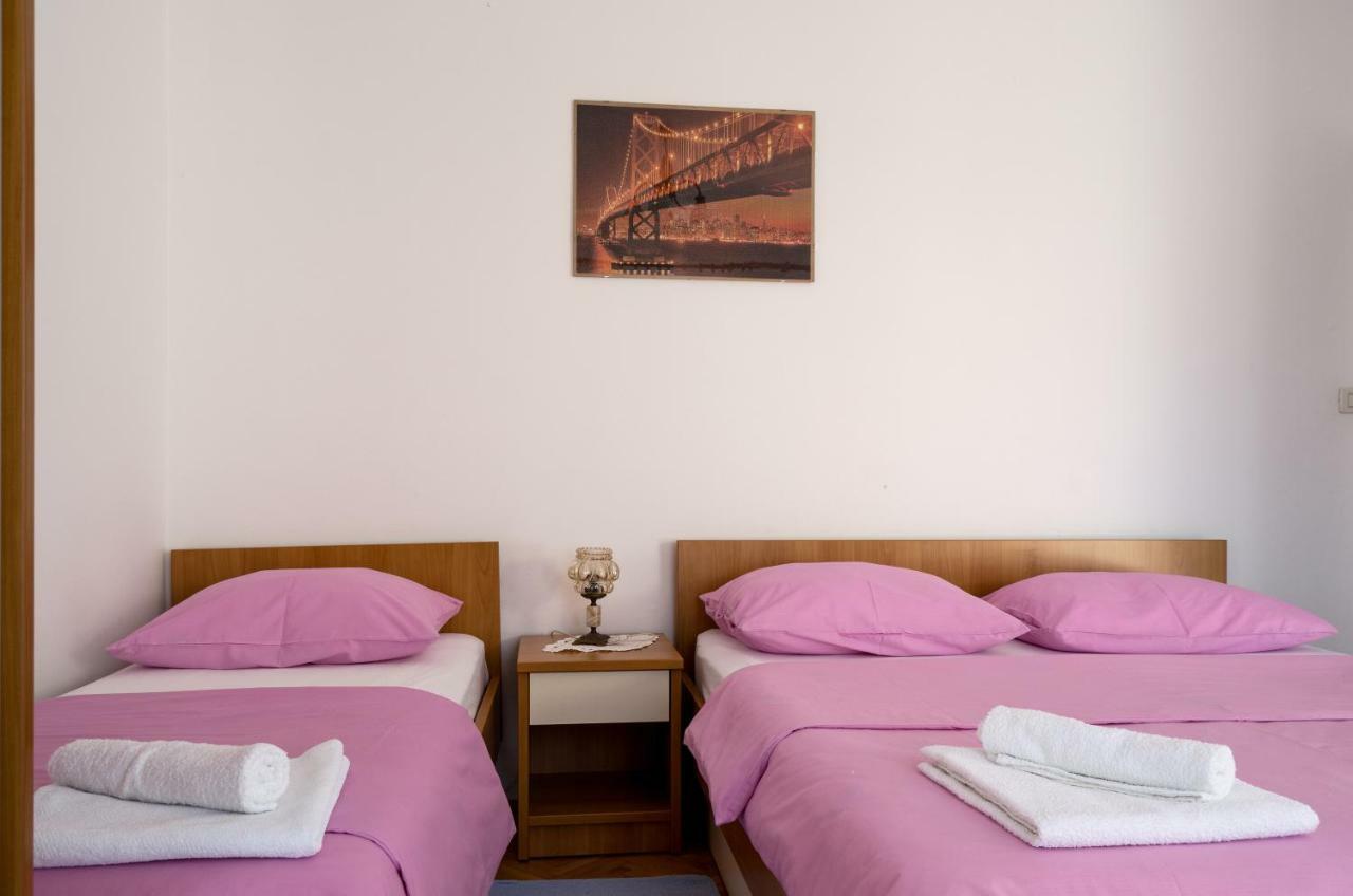 Apartmani Marko มาคาร์สกา ภายนอก รูปภาพ
