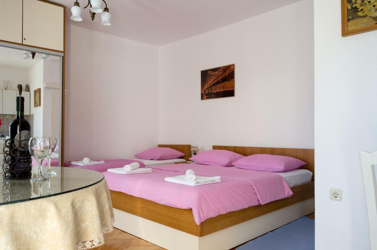 Apartmani Marko มาคาร์สกา ภายนอก รูปภาพ